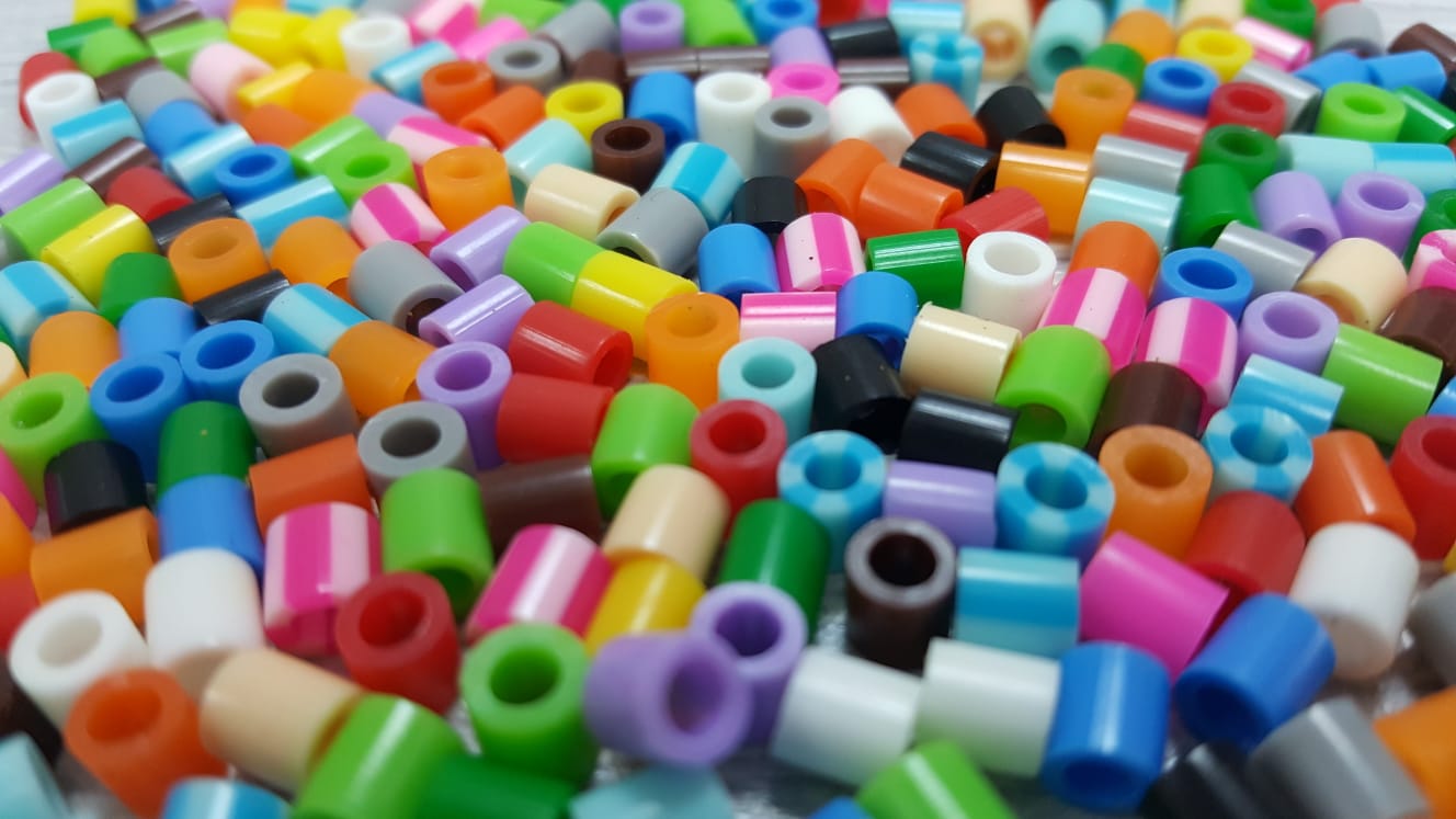 יצירות מגוונות מחרוזי גיהוץ